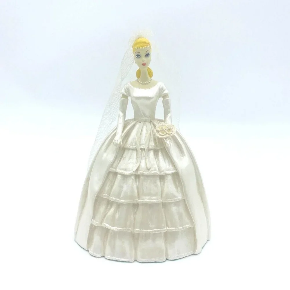 1993 The Classic Barbie Figurine Collection Bride's Dream Danbury Mint 6.5